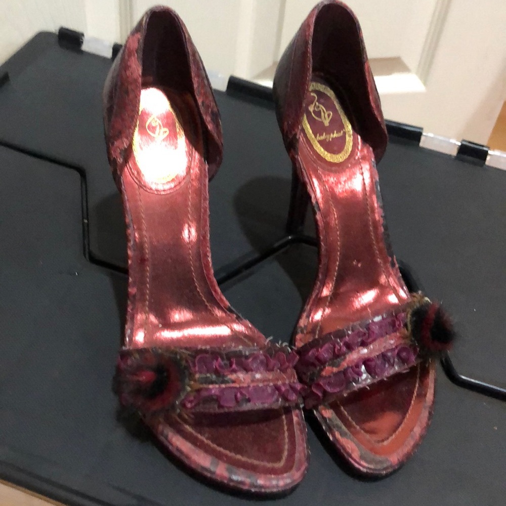 High heel sandals